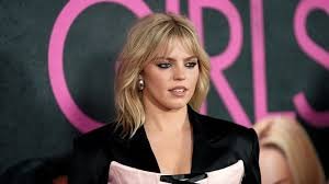 Renee Rapp Height